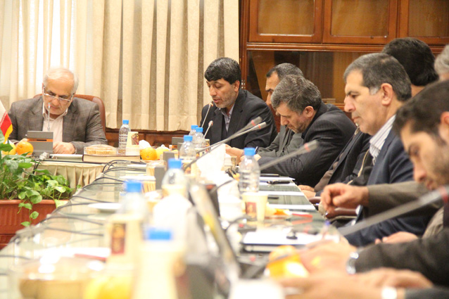 http://www.kiapress.ir/wp-content/uploads/2015/03/139312282658.jpg