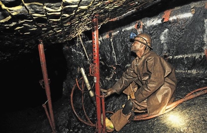 بخشدار منطقه چهاردانگه مازندران: دلایل بروز سانحه معدن ذغال‌سنگ کیاسر در حال بررسی است