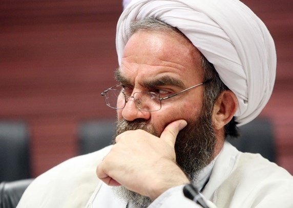 پرونده احمدی نژاد برای همیشه بسته شده / او روحیه روحانی را ندارد؛ نه خلاف سخن خود را می پذیرد، نه عذرخواهی می کند