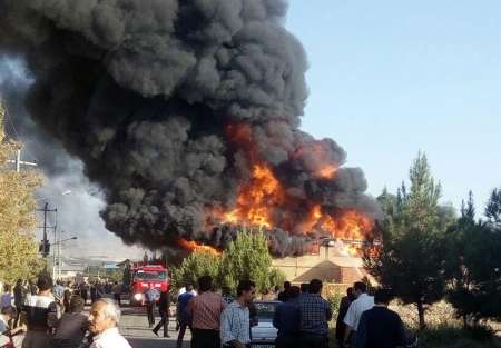 ساختمان کفش ملی در ساری آتش گرفت