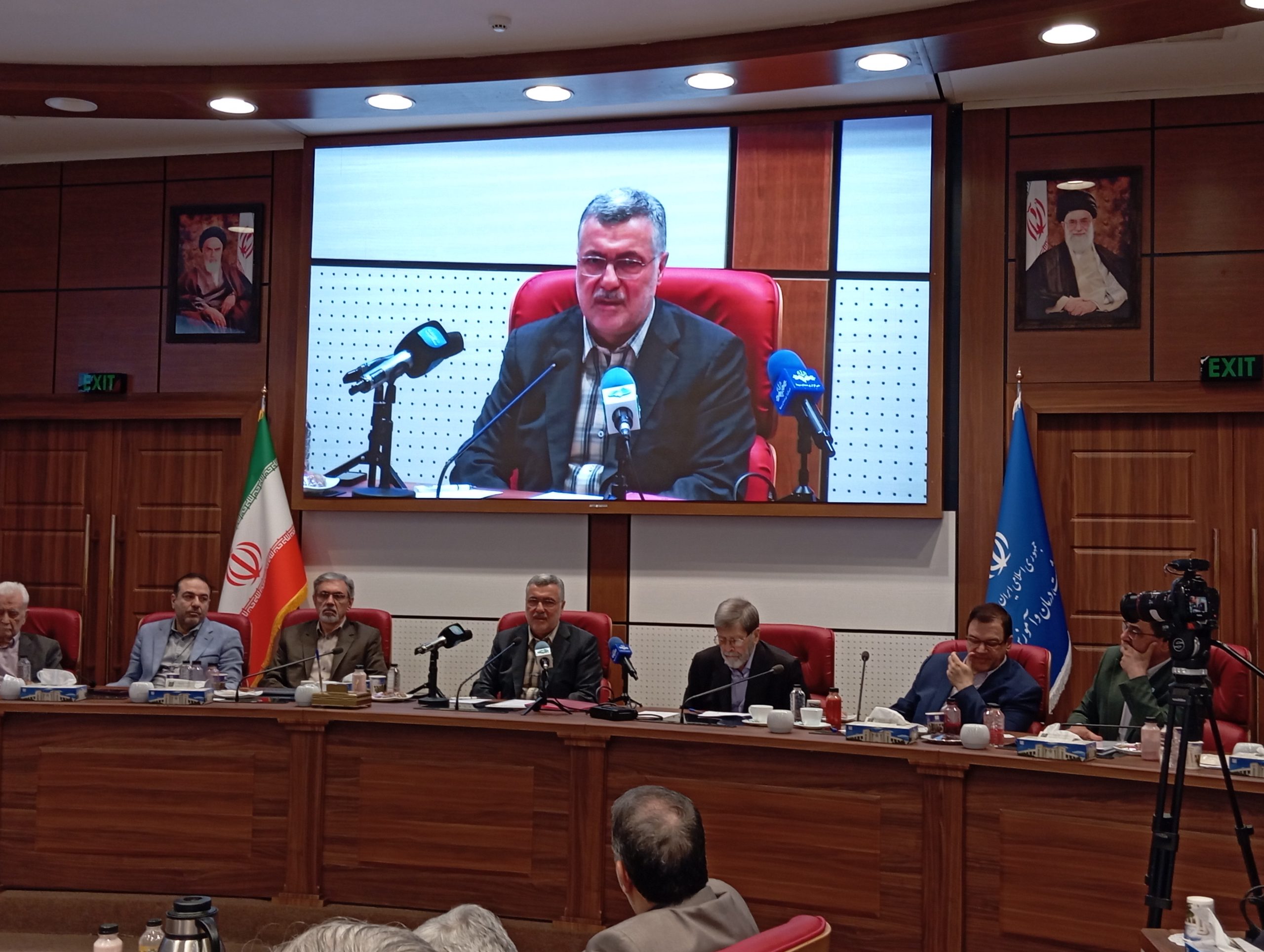 طرح پزشک خانواده را قطعا از تیرماه شروع می کنیم
