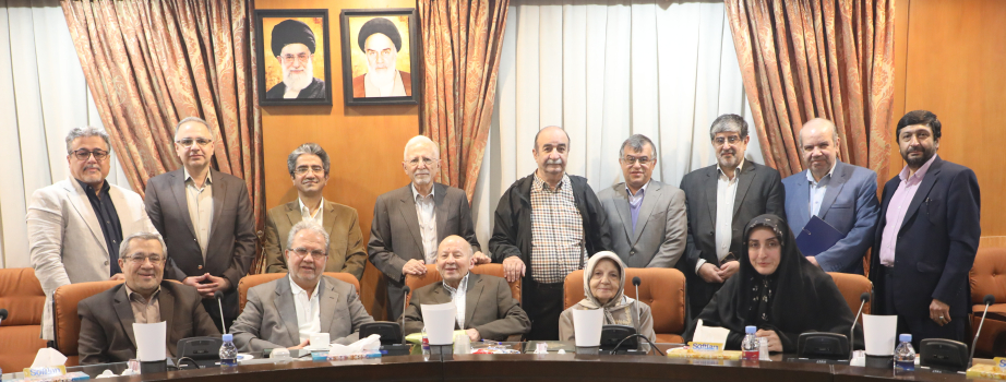 در نشست گروه علوم دارویی فرهنگستان بررسی شد: “آینده آموزش داروسازی” و “ارزیابی منشور اخلاق در شرکتهای دارویی”